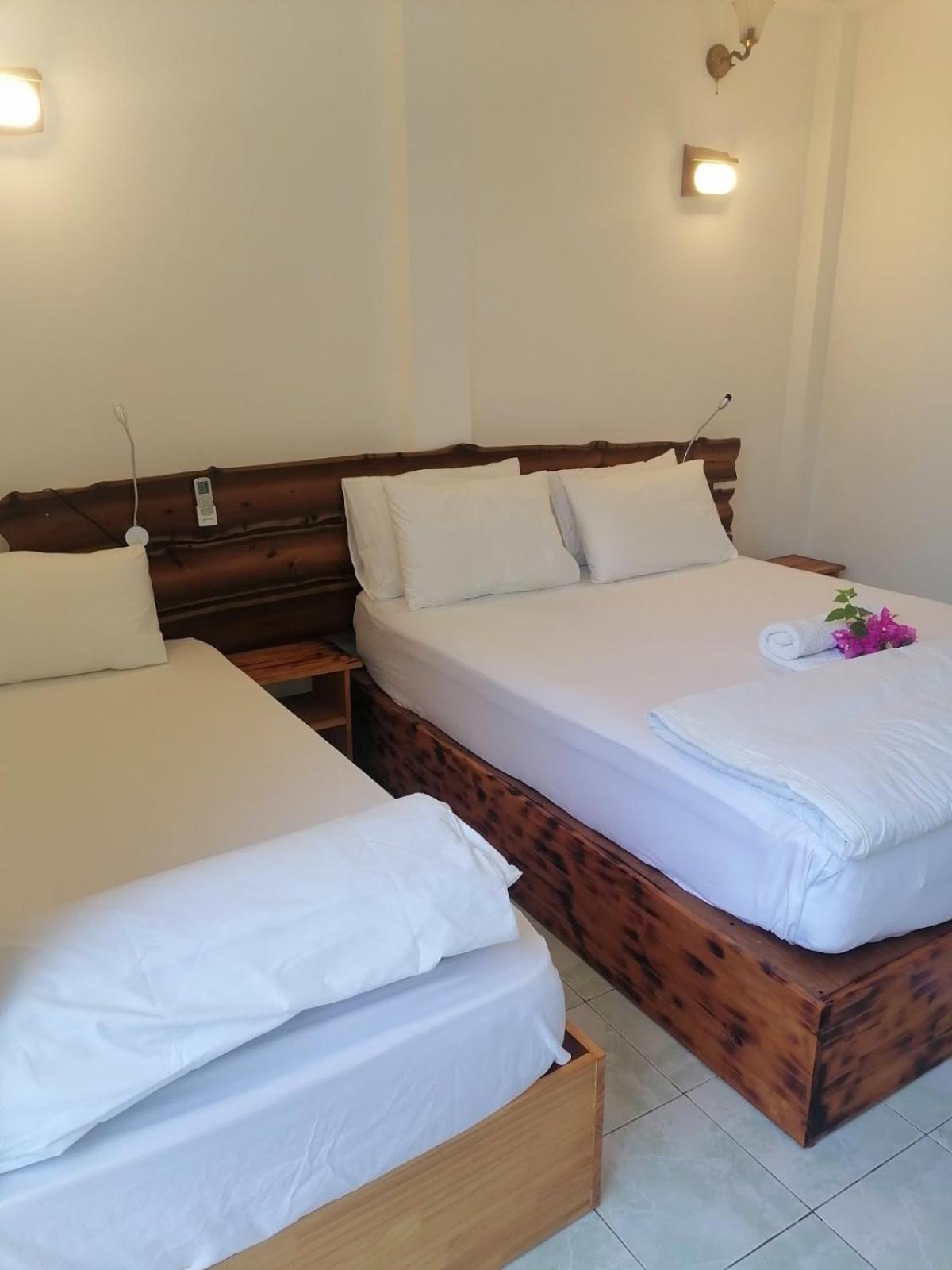Sun & Surf Hotel Thulusdhoo Luaran gambar